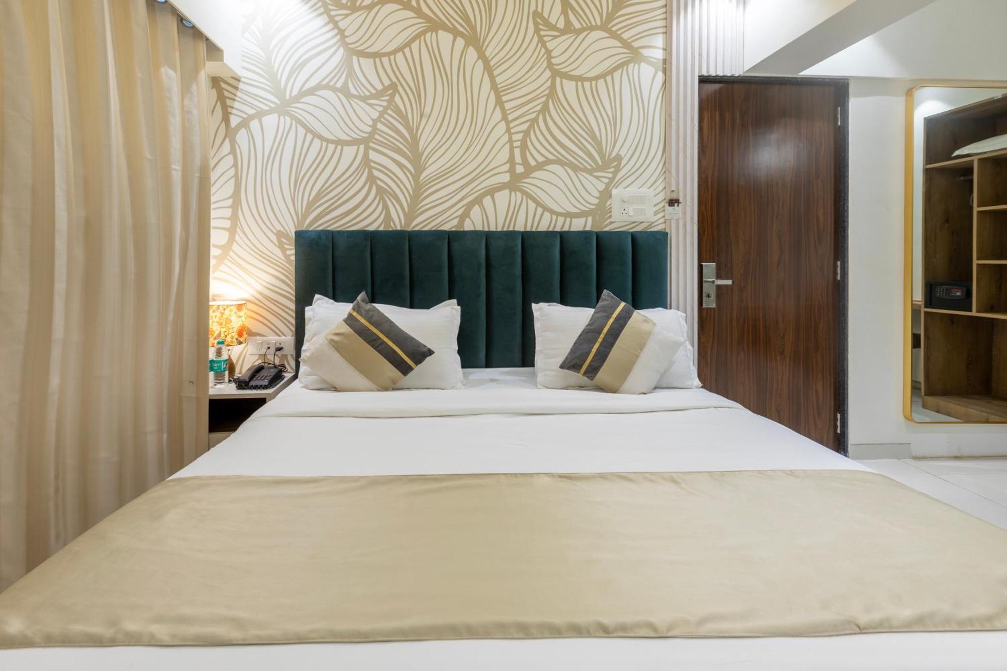 The Orion Premium Suites Mumbai Exterior foto