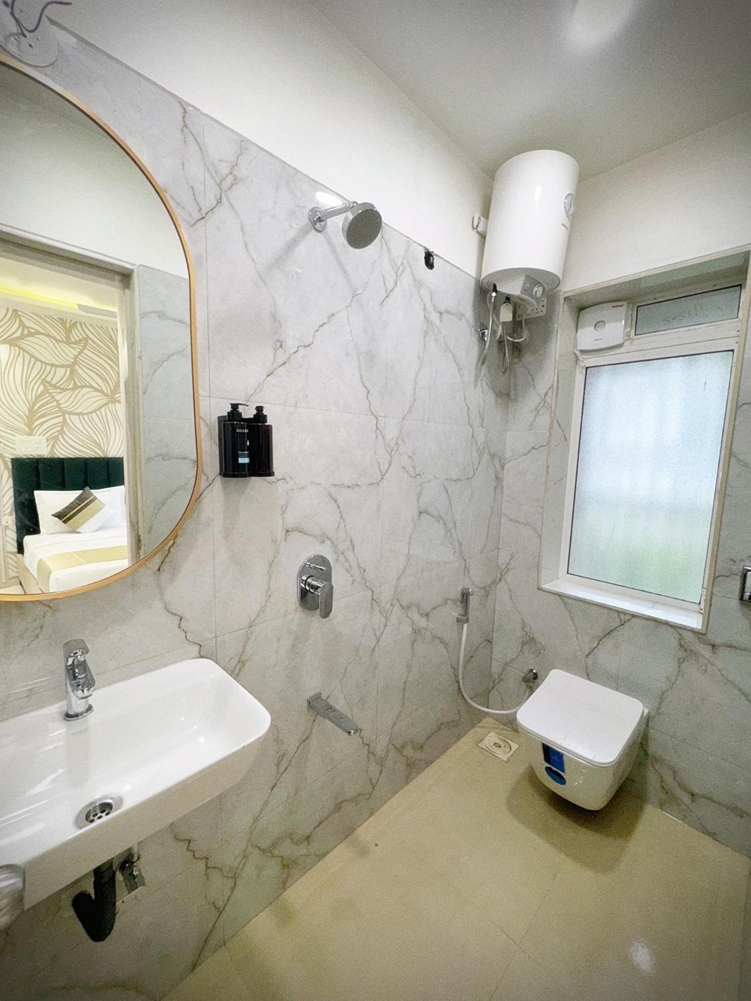 The Orion Premium Suites Mumbai Exterior foto
